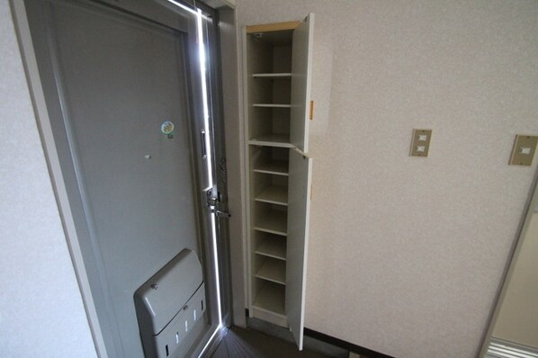 ハイネス宮腰 の物件内観写真